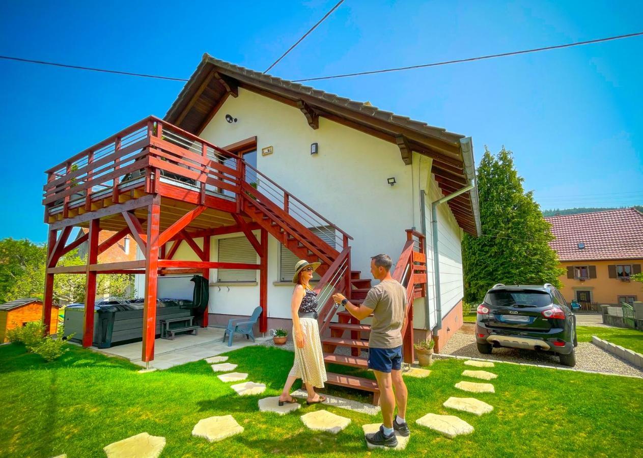 Gîte du Silberwald charmant gîte avec spa - jacuzzi , accès privatif Stosswihr Esterno foto