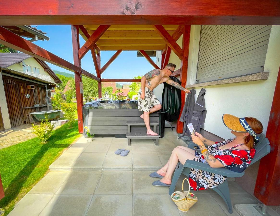 Gîte du Silberwald charmant gîte avec spa - jacuzzi , accès privatif Stosswihr Esterno foto